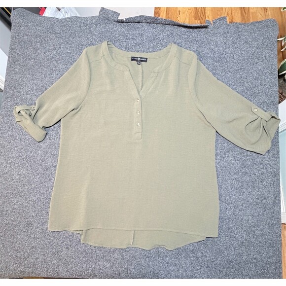 FRED DAVID Tops - Fred David Blouse Womens Size L Olive Green blouse Split Neck 3/4 Sleeve